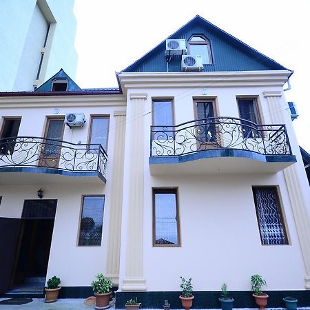 Zebo Batumi Exterior foto